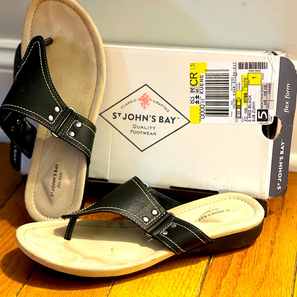 St Johns Bay Zunyi T-Slide Sandal Size 8